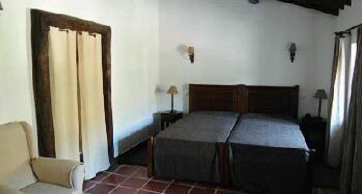 ホテル Convento Da Provenca ポルタレグレ エクステリア 写真